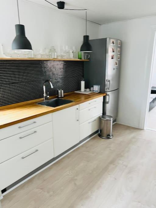Lovely 1-Bedroom Condo In Aarhus C Esterno foto