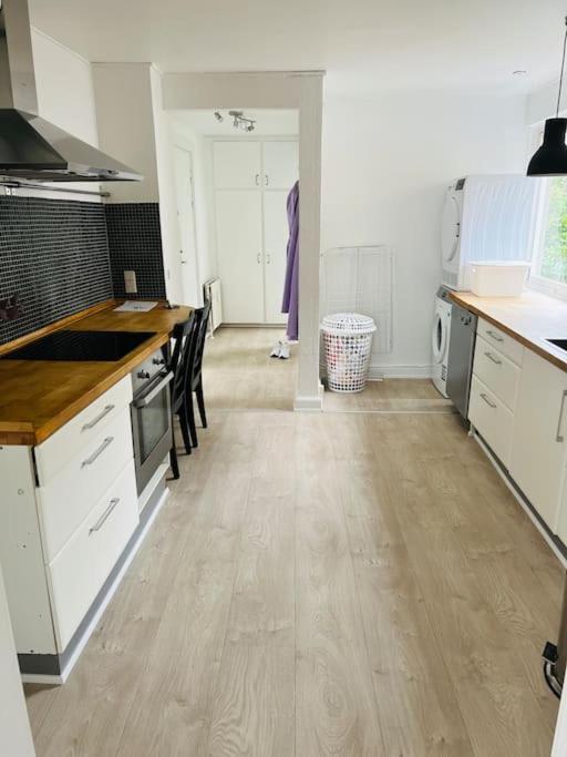 Lovely 1-Bedroom Condo In Aarhus C Esterno foto